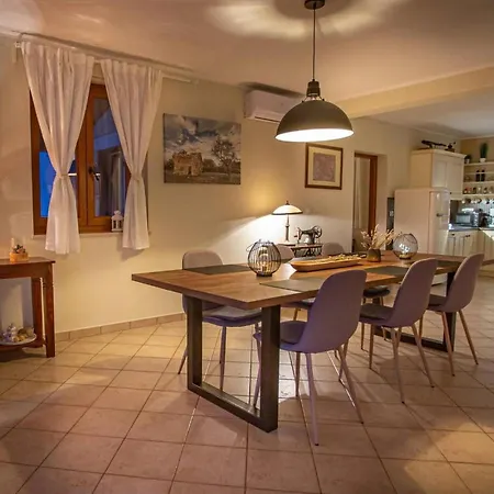 Fiore Spinovci Holiday home Motovun