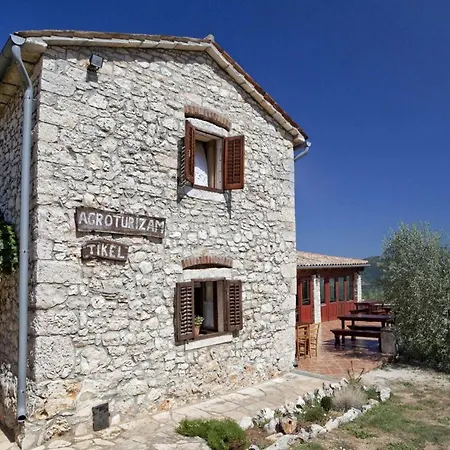 Fiore Spinovci Holiday home
