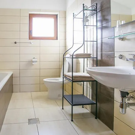 Fiore Spinovci Holiday home Motovun